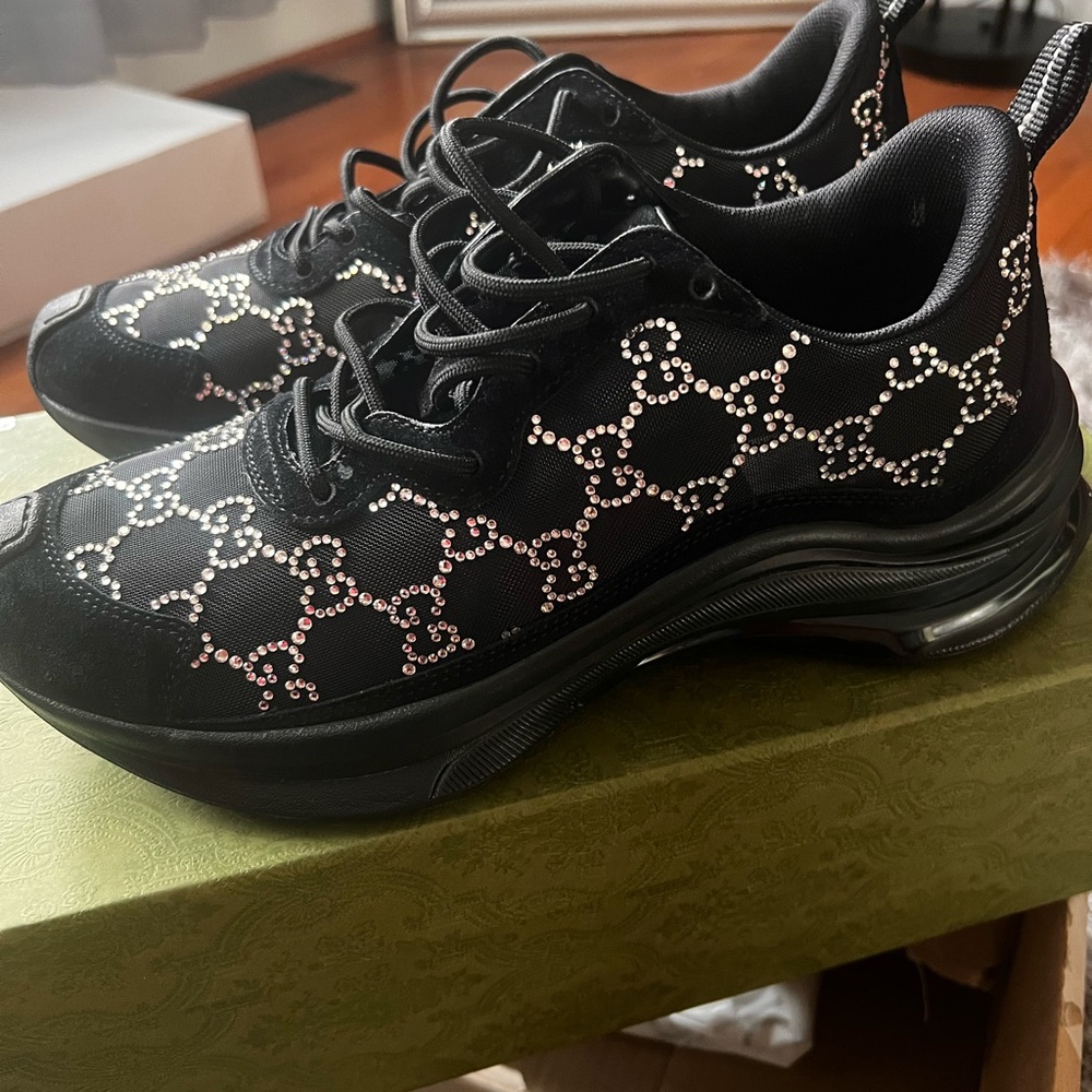 BNIB Gucci Black and Silver Crystal GG sneakers - Picture 4 of 6
